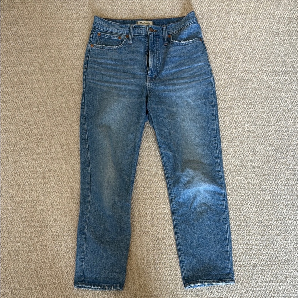 Madewell Classic Straight Jean (27)